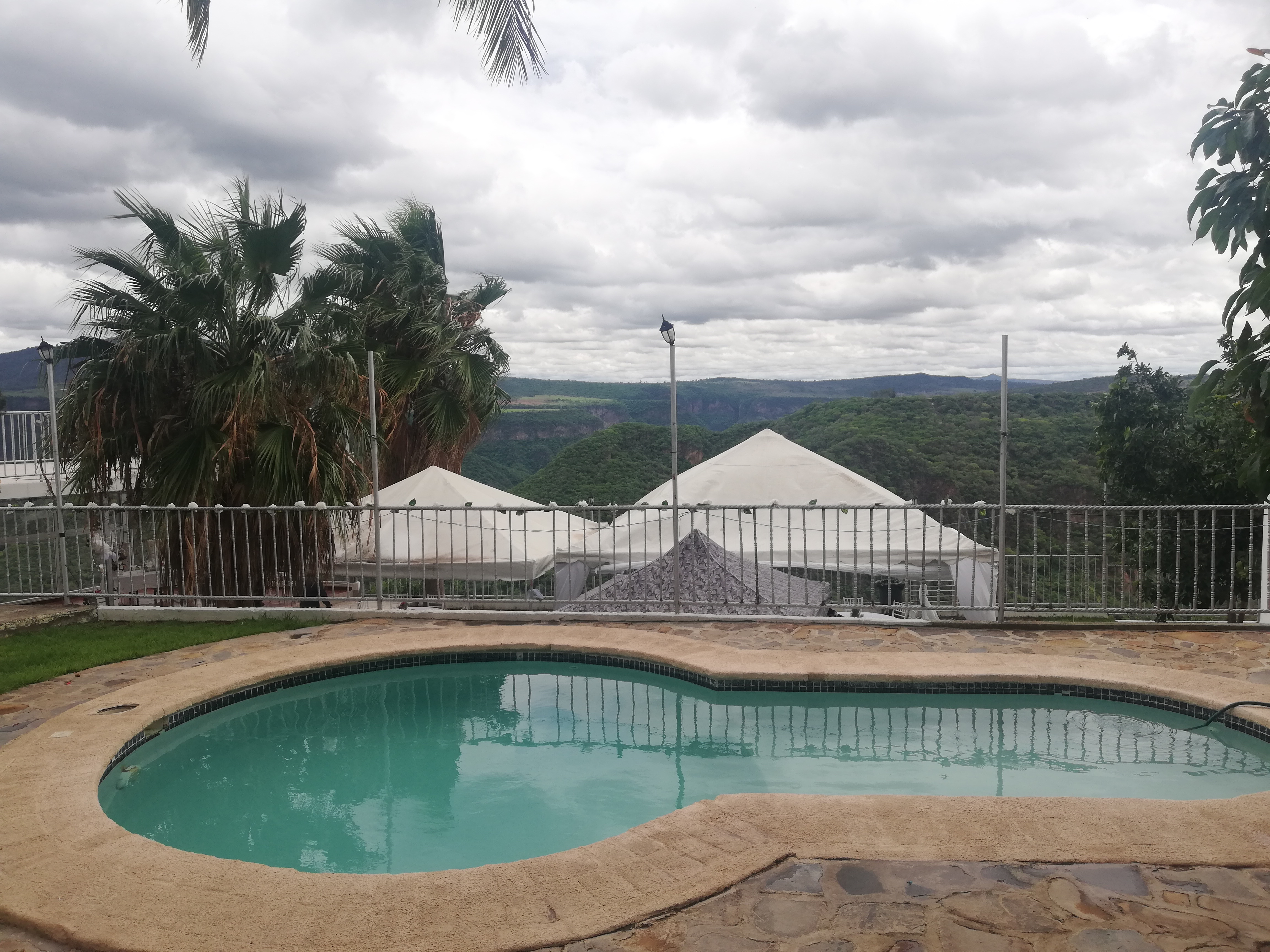 Alberca y chapoteadero infantil para los más pequeños